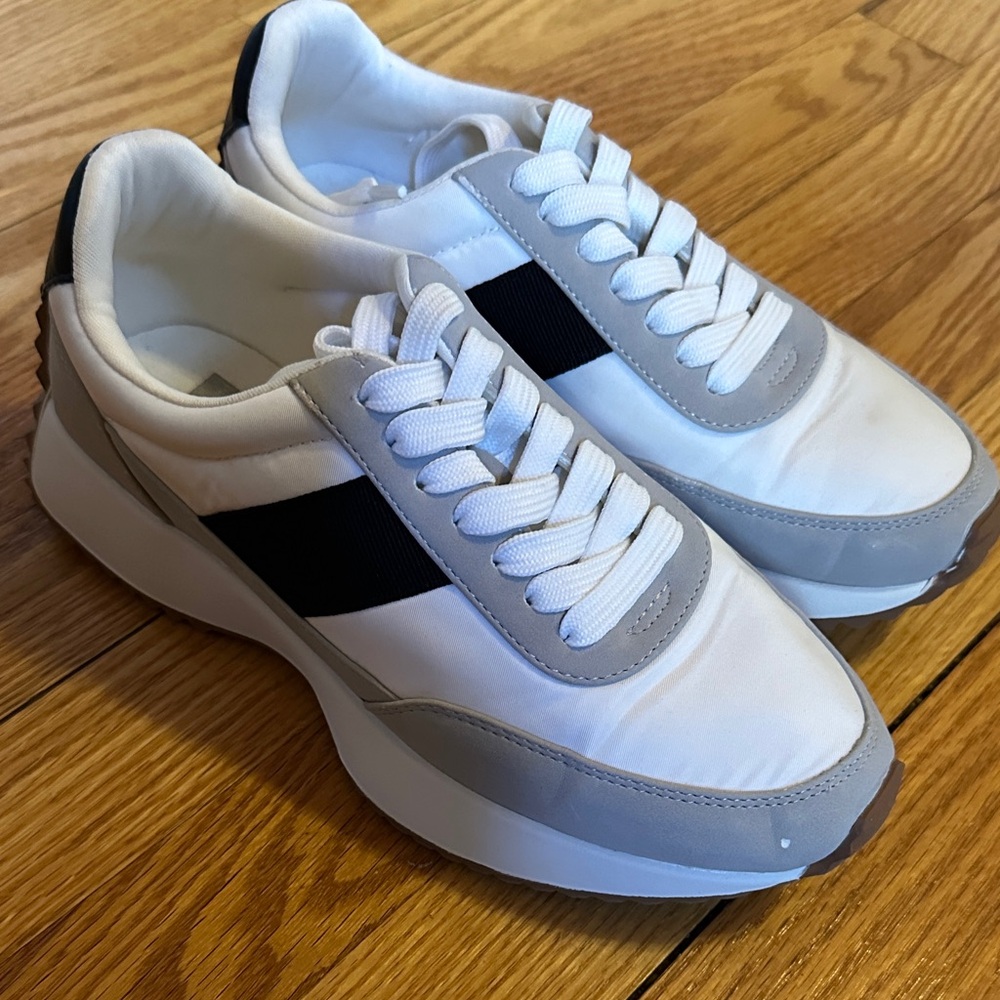 DV Dolce Vita White and Gray Sneakers with Black Stripe